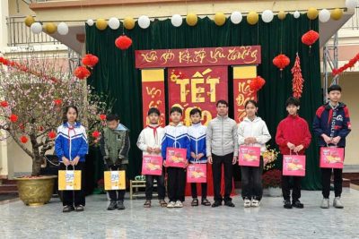 “XUÂN GẮN KẾT – TẾT YÊU THƯƠNG”: KHI MÙA XUÂN GÕ CỬA SÂN TRƯỜNG THCS GIA THỦY